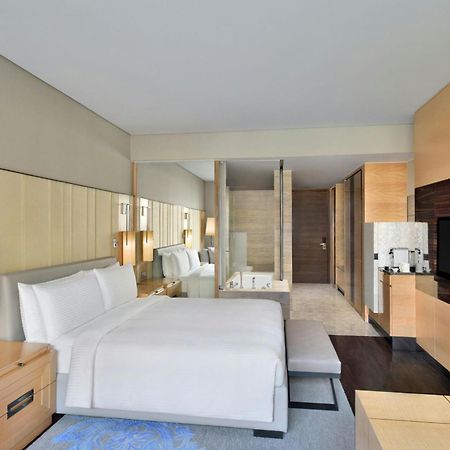 Jw Marriott Hotel New Delhi Aerocity Exteriér fotografie Deluxe room
