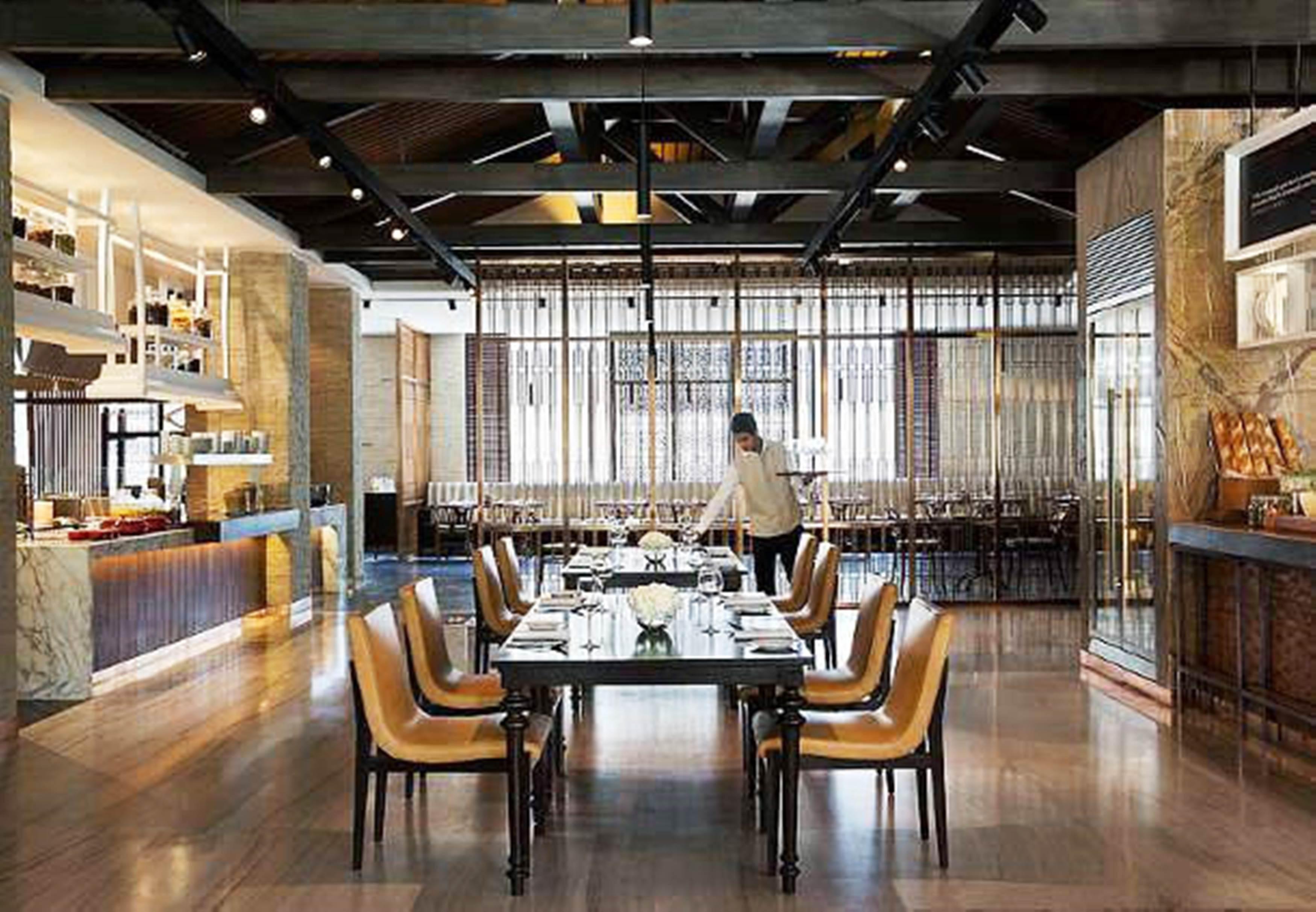 Jw Marriott Hotel New Delhi Aerocity Exteriér fotografie The restaurant