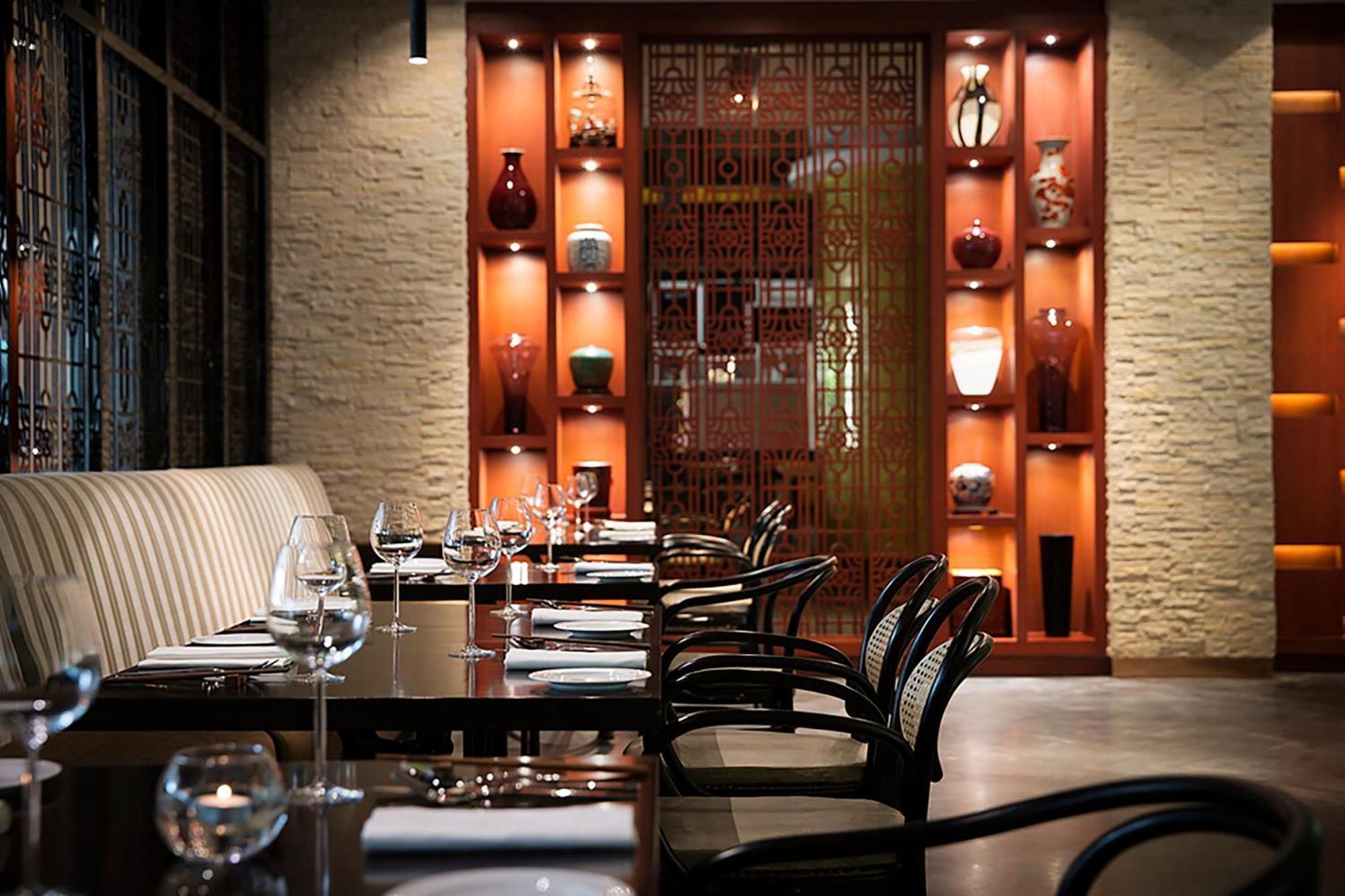 Jw Marriott Hotel New Delhi Aerocity Exteriér fotografie Interior of the restaurant